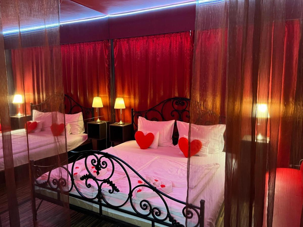 Hotel Corvin Gyula Dış mekan fotoğraf